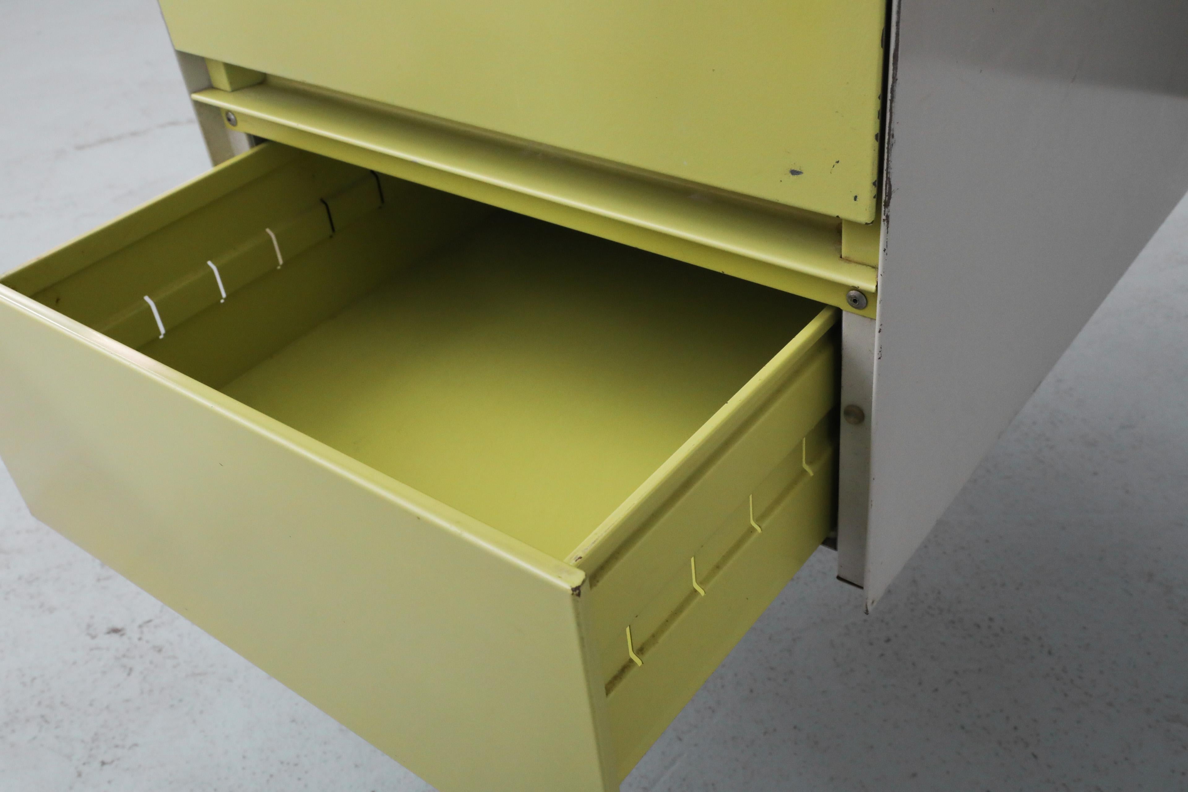Gispen Desk with Gray Enameled Metal Frame, Chartreuse Drawers, & Privacy Screen For Sale 12