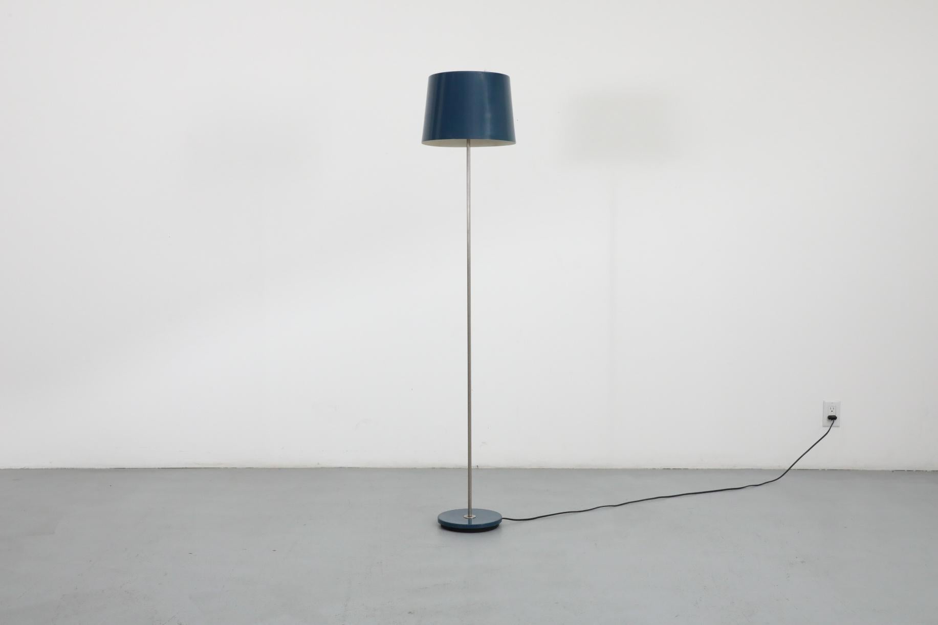 Mid-Century Modern Gispen Floor Lamp with Blue Enameled Metal Base and Shade on Chrome Stem For Sale