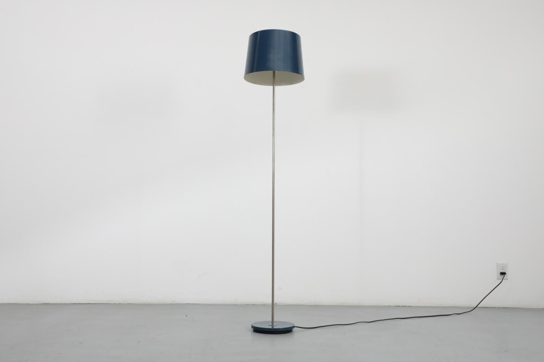 20th Century Gispen Floor Lamp with Blue Enameled Metal Base and Shade on Chrome Stem For Sale