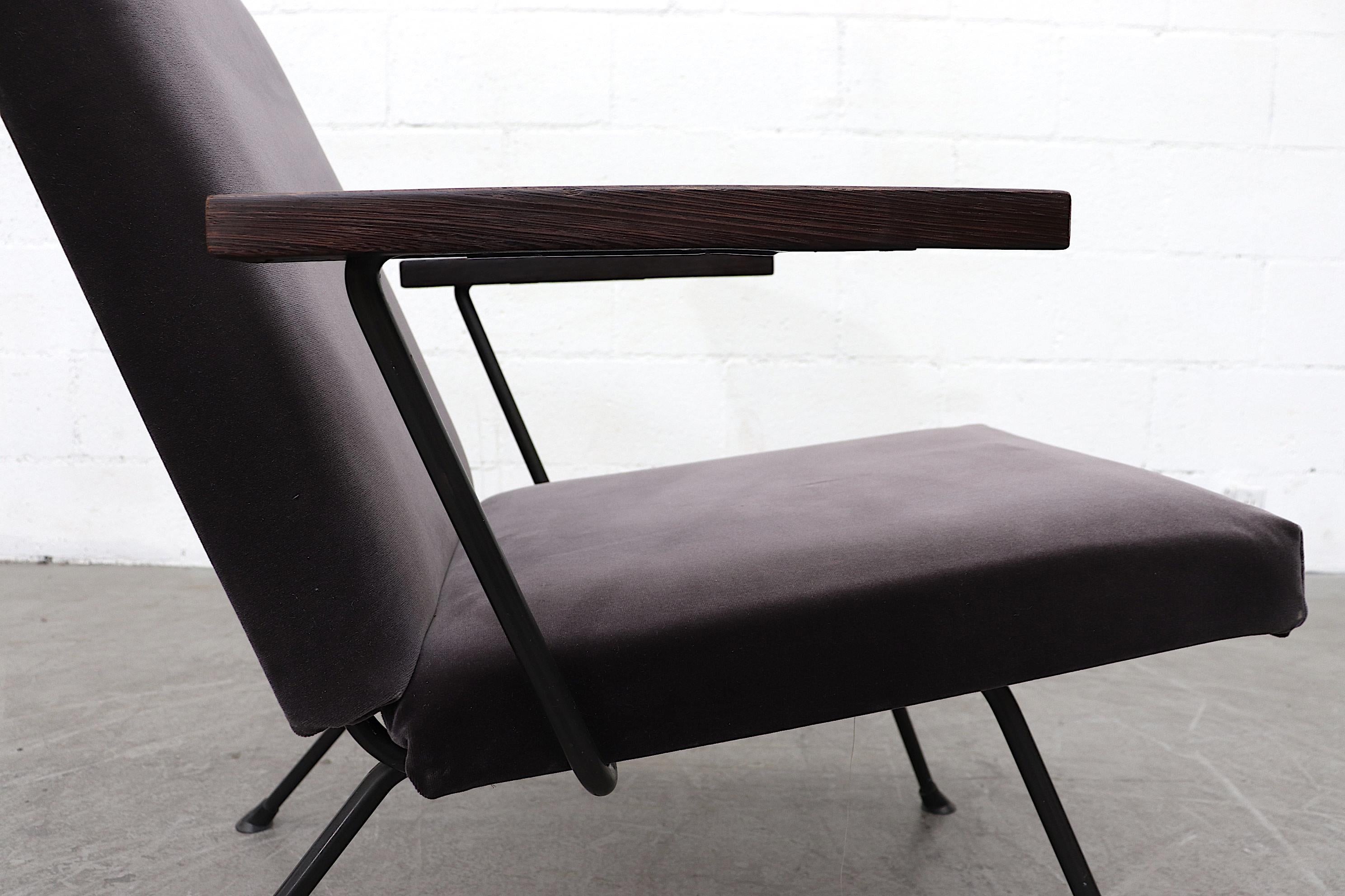 Gispen Kembo Lounge Chair in Dark Grey Velvet 4