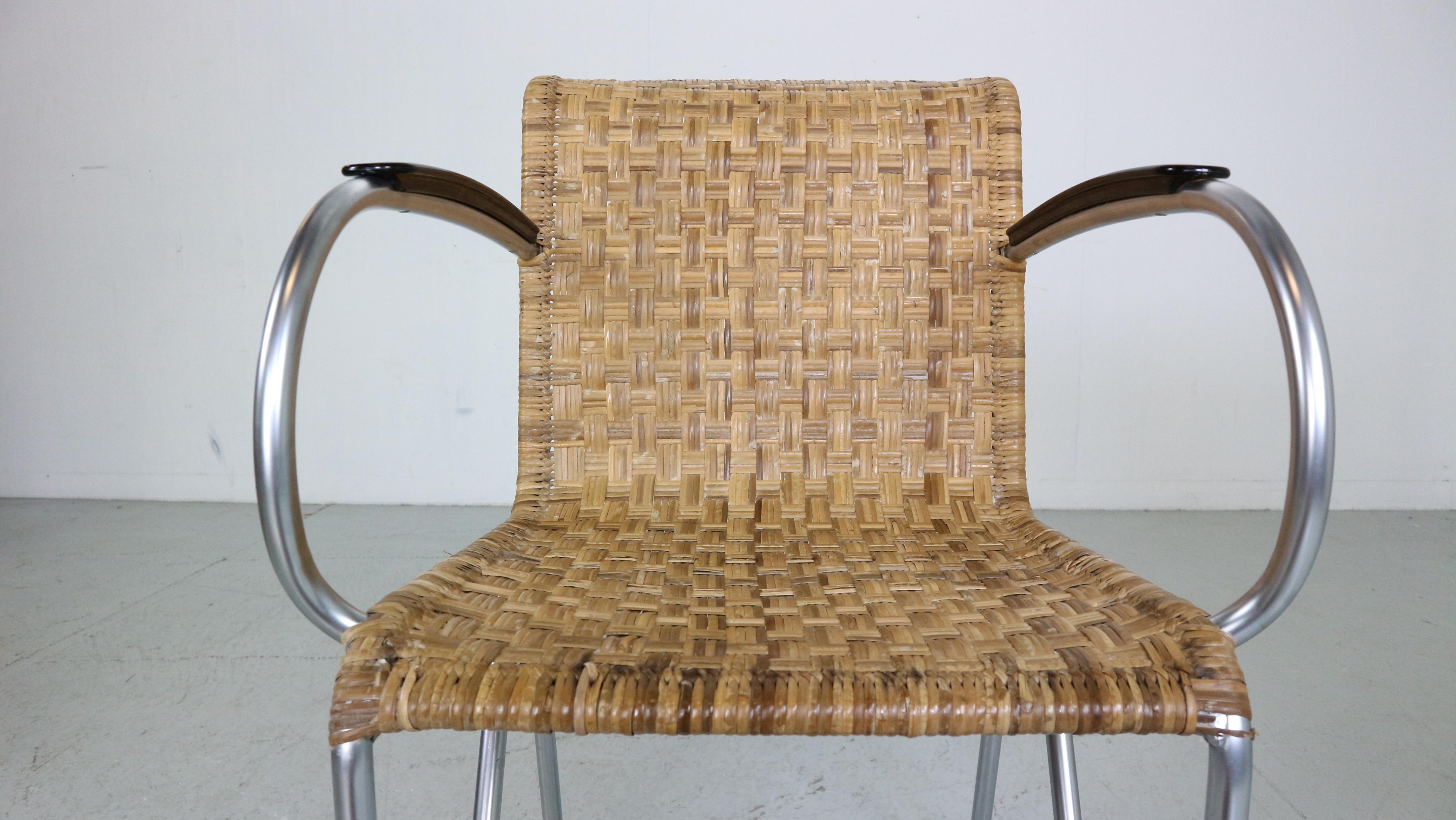 Gispen - Ensemble de 4 fauteuils diagonaux en osier et cadre à tubes, design néerlandais des années 1930 en vente 6