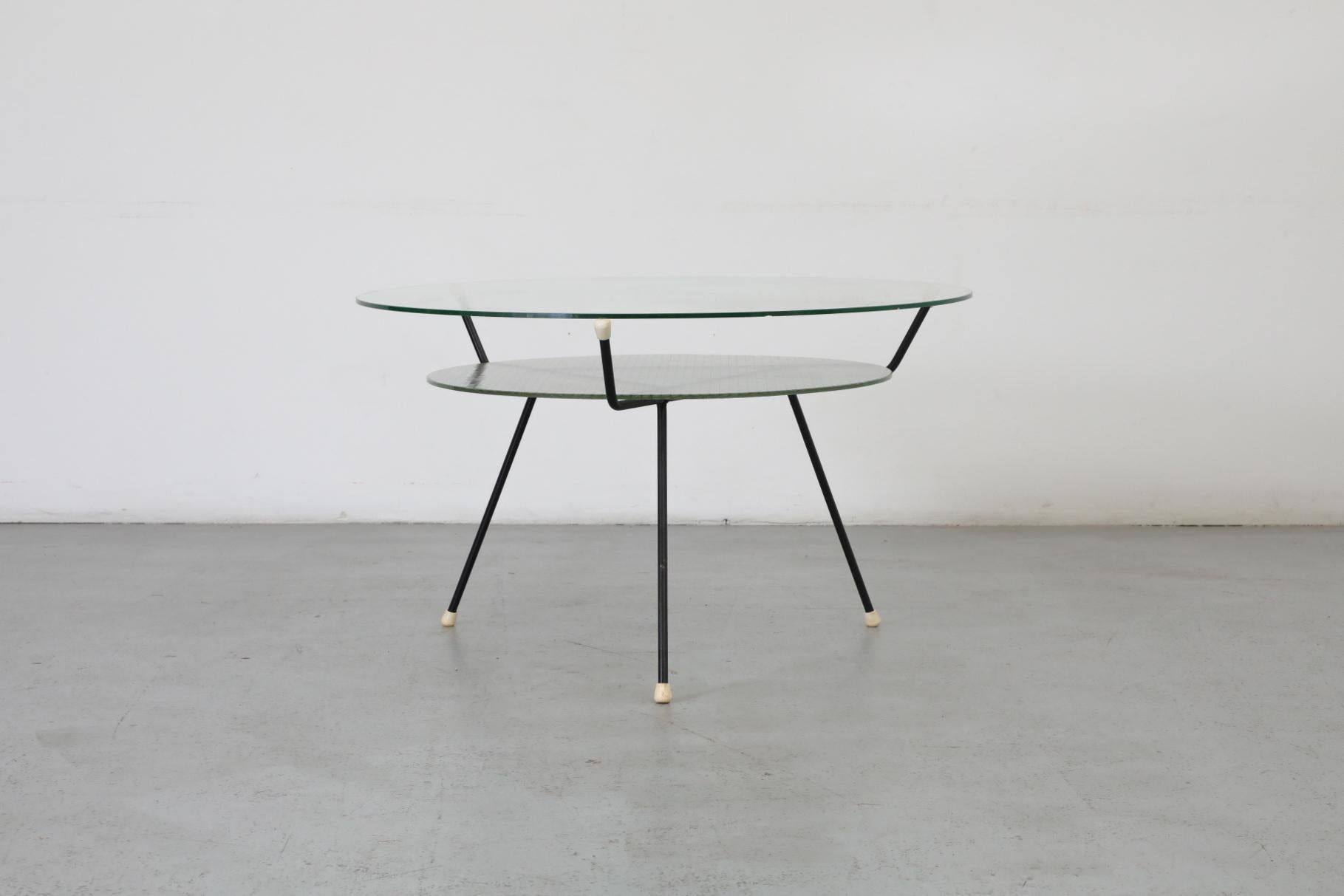 Gispen Side Table with Black Enameled Wire Frame, Lower Shelf, and Glass Top For Sale 6