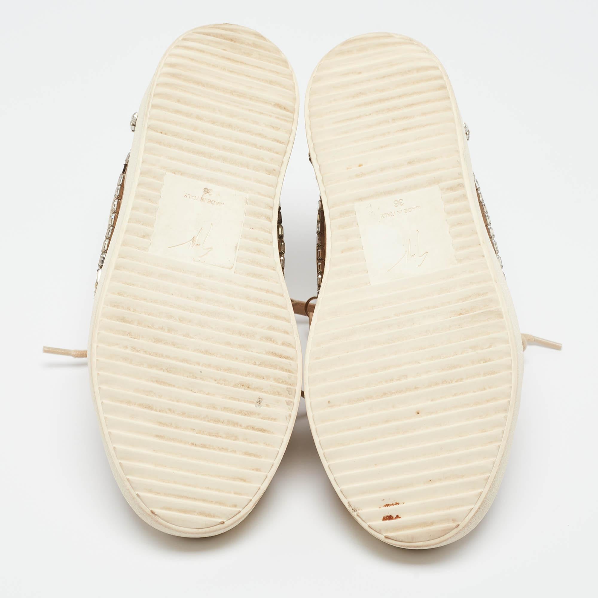 Gisueppe Zanotti baskets basses beiges à double fermeture éclair et en cuir, taille 36 en vente 1