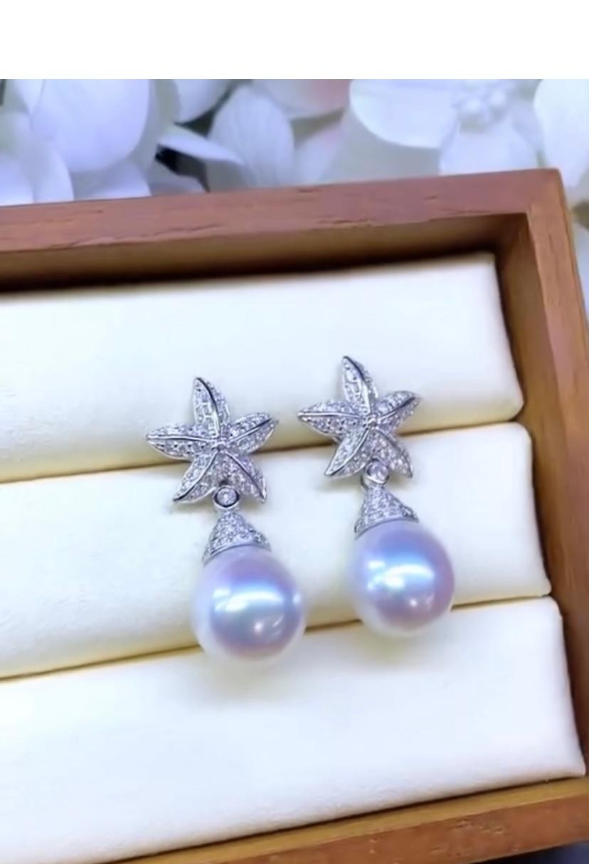 Women's GIT Certificate South Sea Pearls Diamonds 18K Gold Earrings For Sale