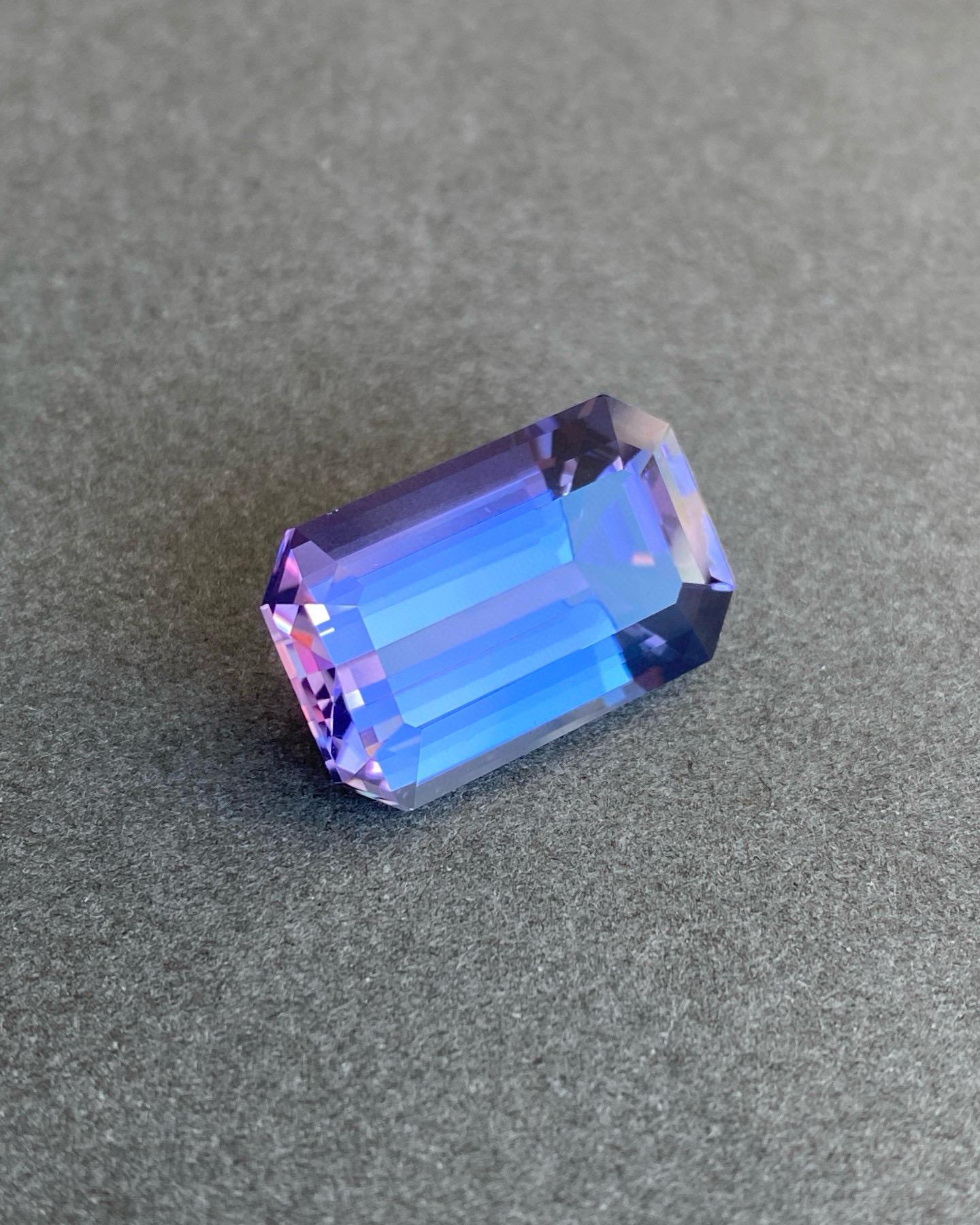 GIT-Zertifikat Unerhitzter Zoisite (Tanzanit) Smaragdschliff 23,35 Karat für Damen oder Herren im Angebot