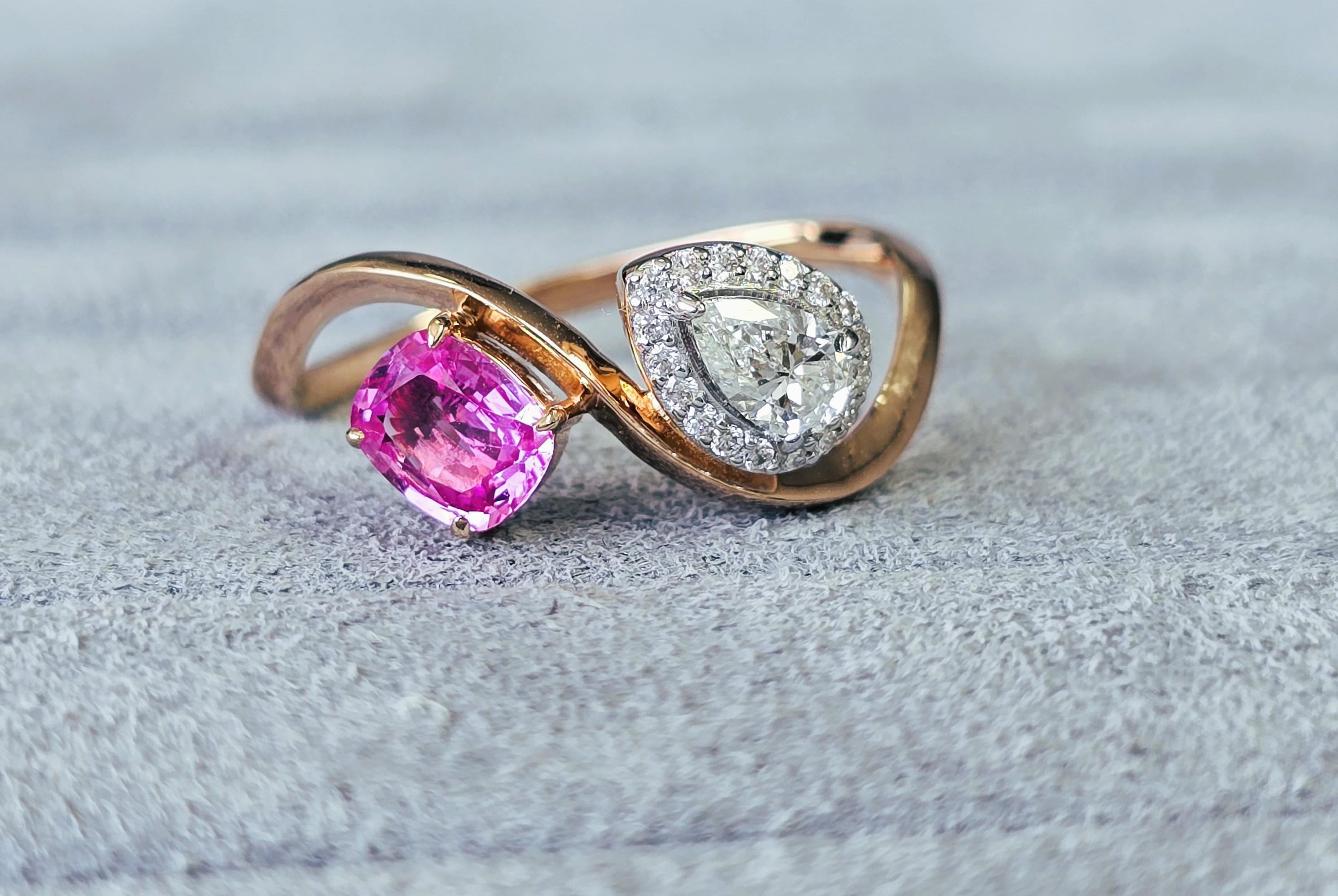 GIT Certified 0.53 Carat Pink Sapphire Ring For Sale 8