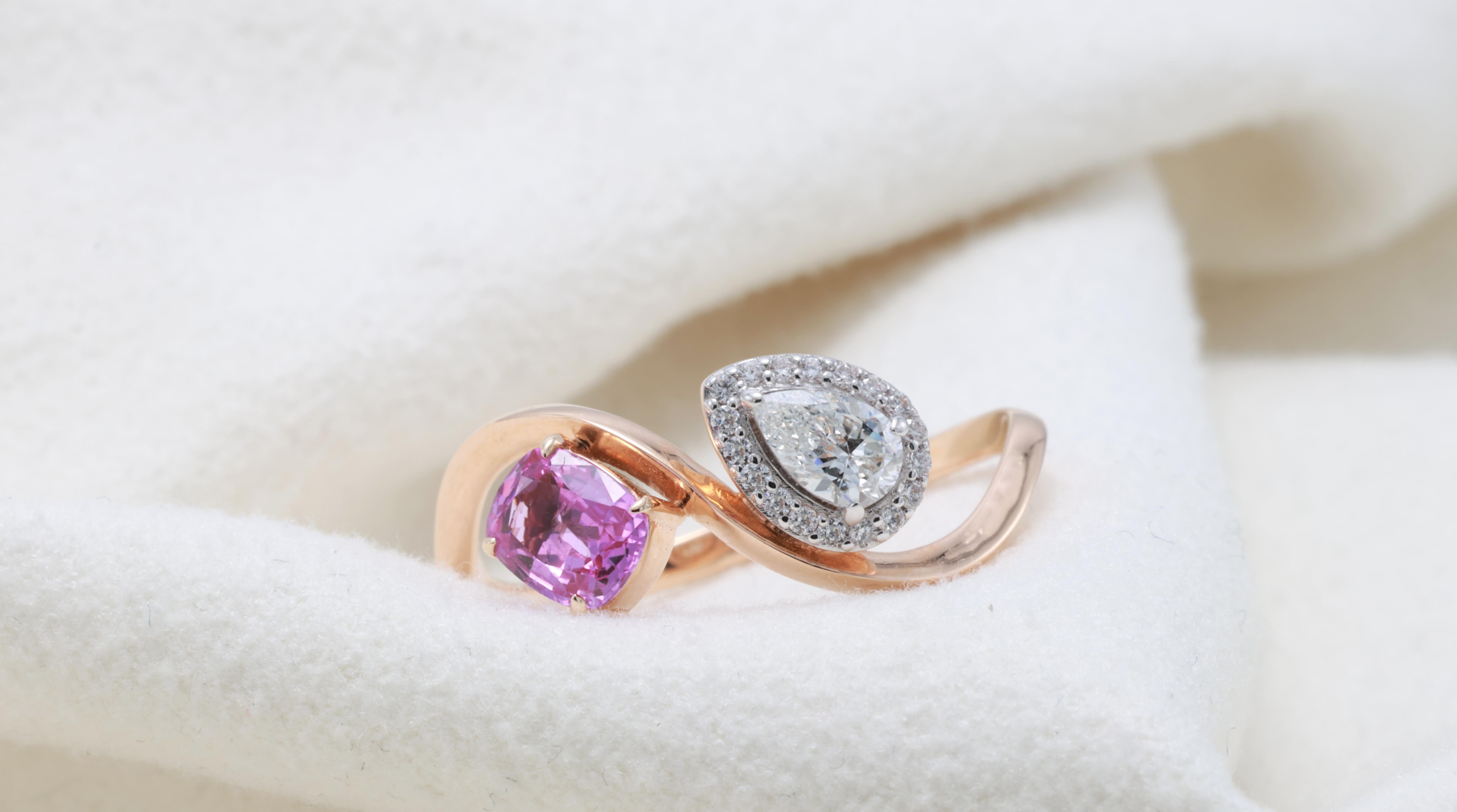 GIT Certified 0.53 Carat Pink Sapphire Ring For Sale 2