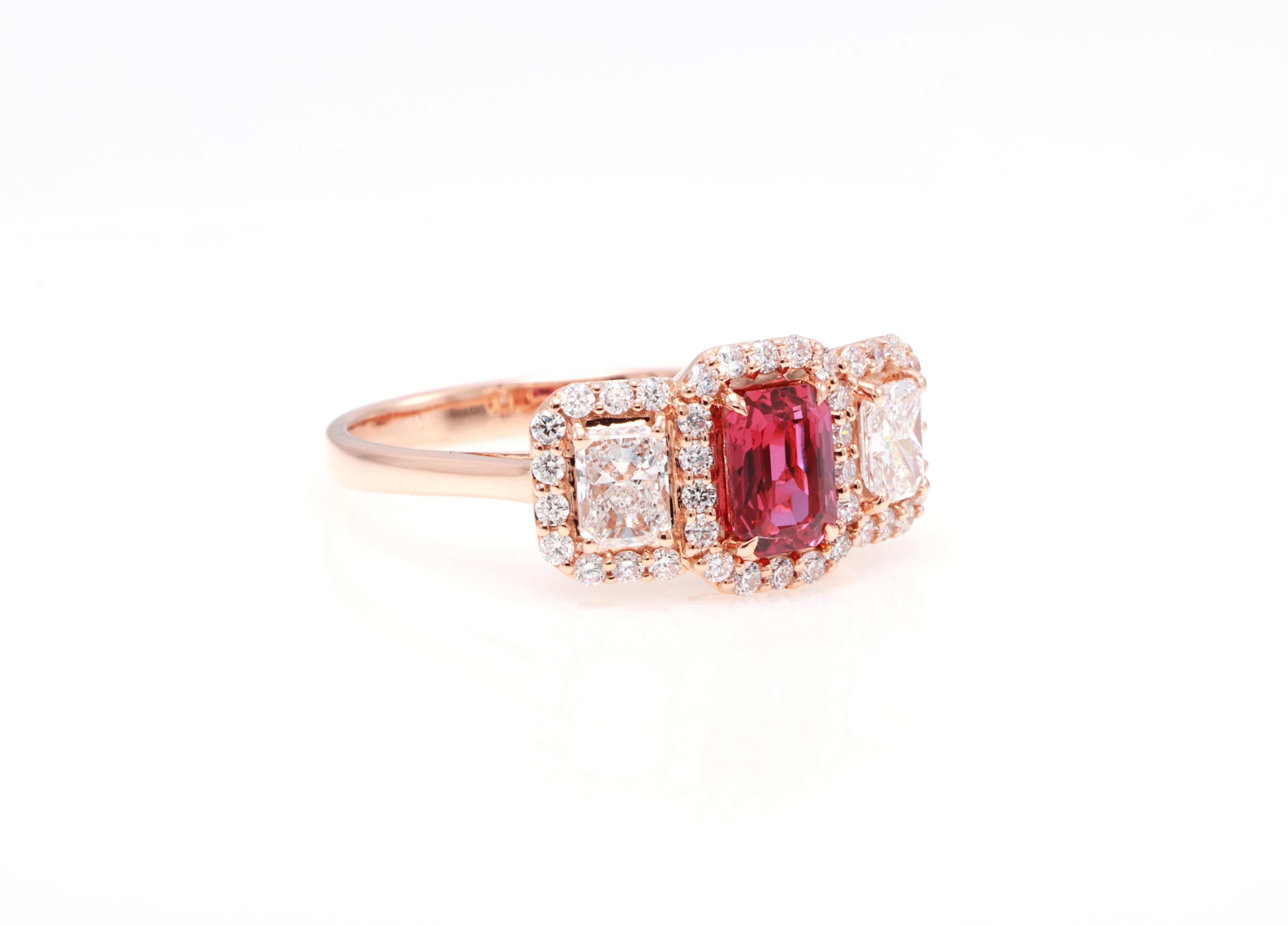 Bague en diamant certifié GIT de 0,67 carat en rubis rouge naturel en vente 1
