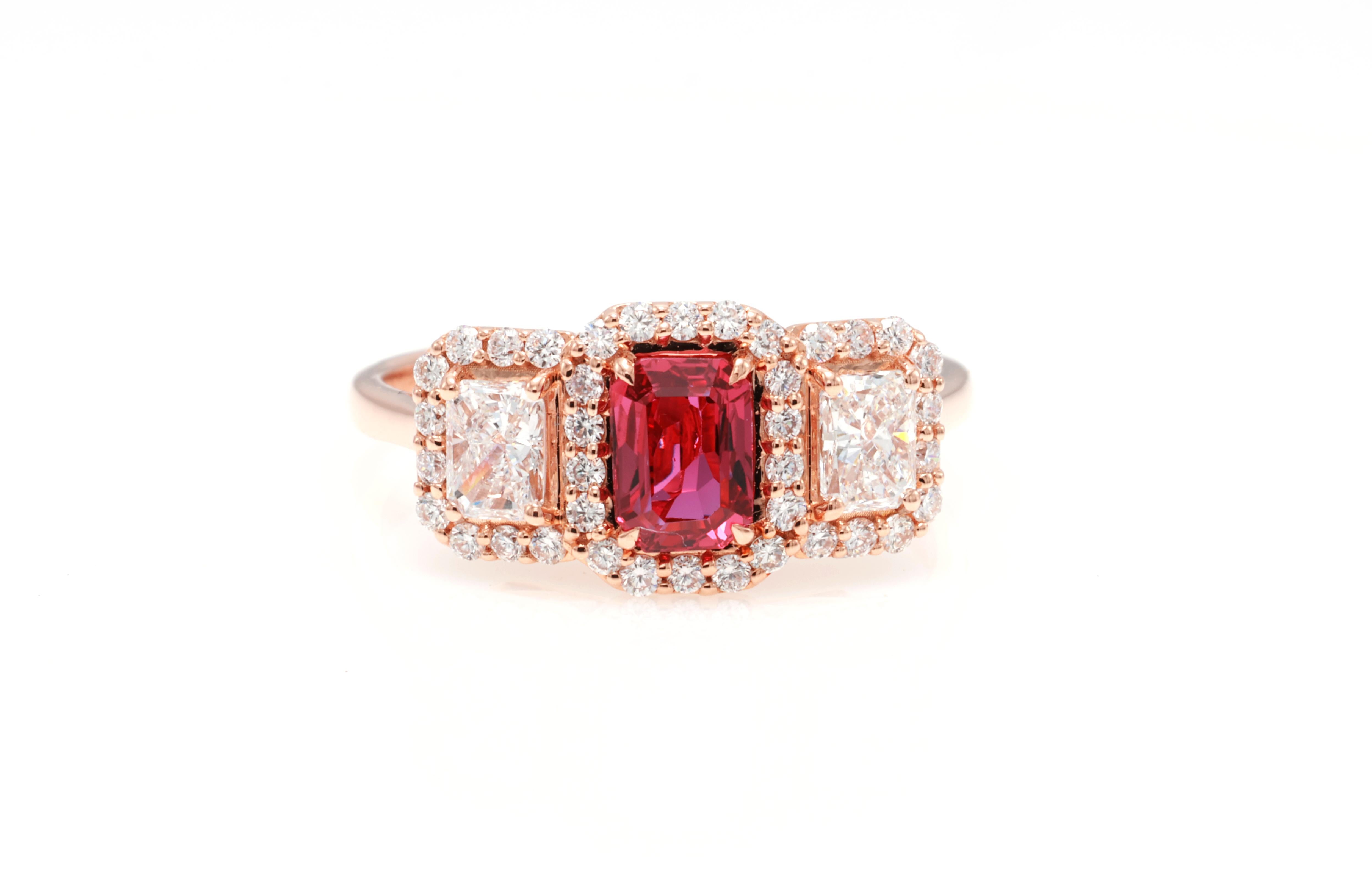 Bague en diamant certifié GIT de 0,67 carat en rubis rouge naturel en vente 2