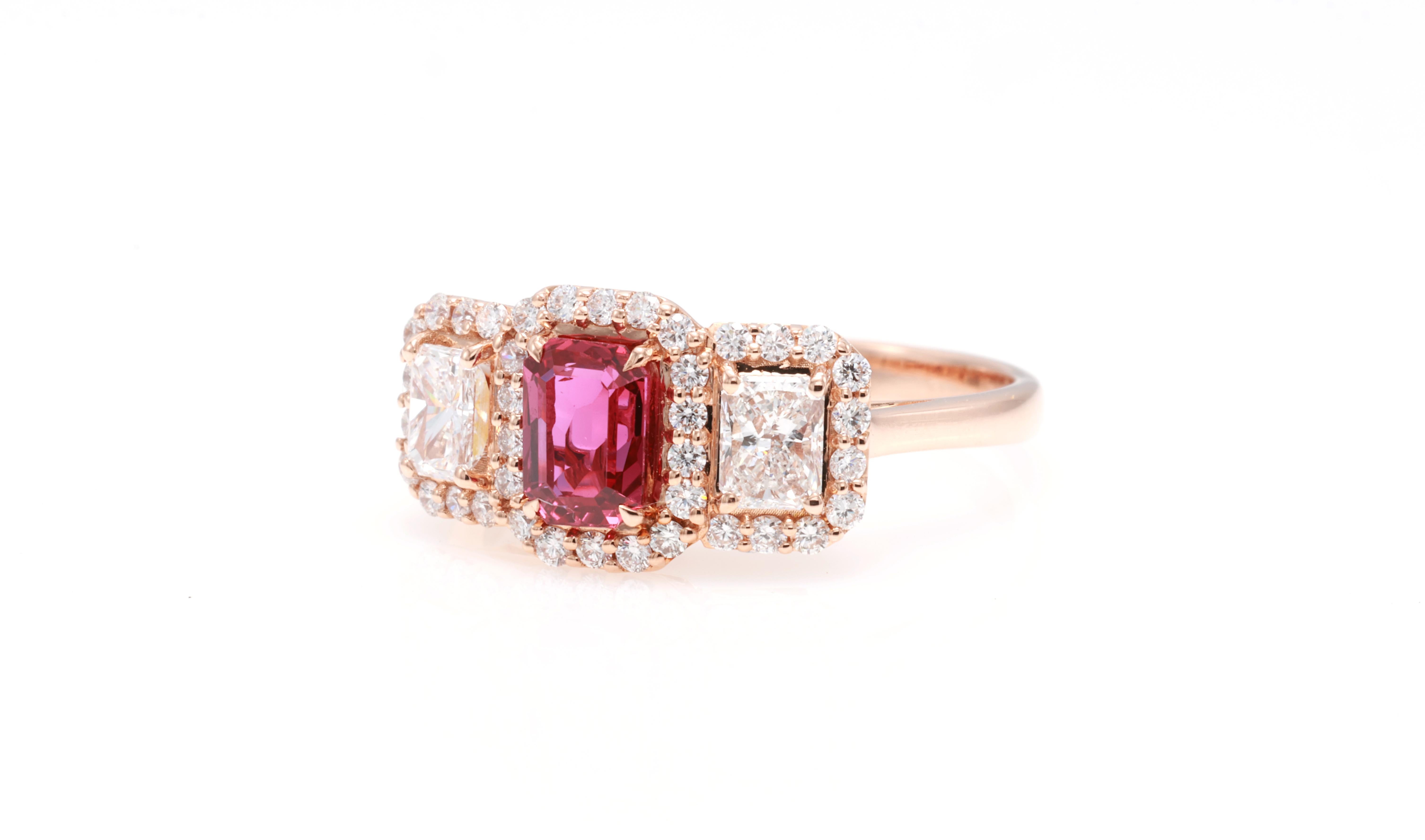 Bague en diamant certifié GIT de 0,67 carat en rubis rouge naturel en vente 3