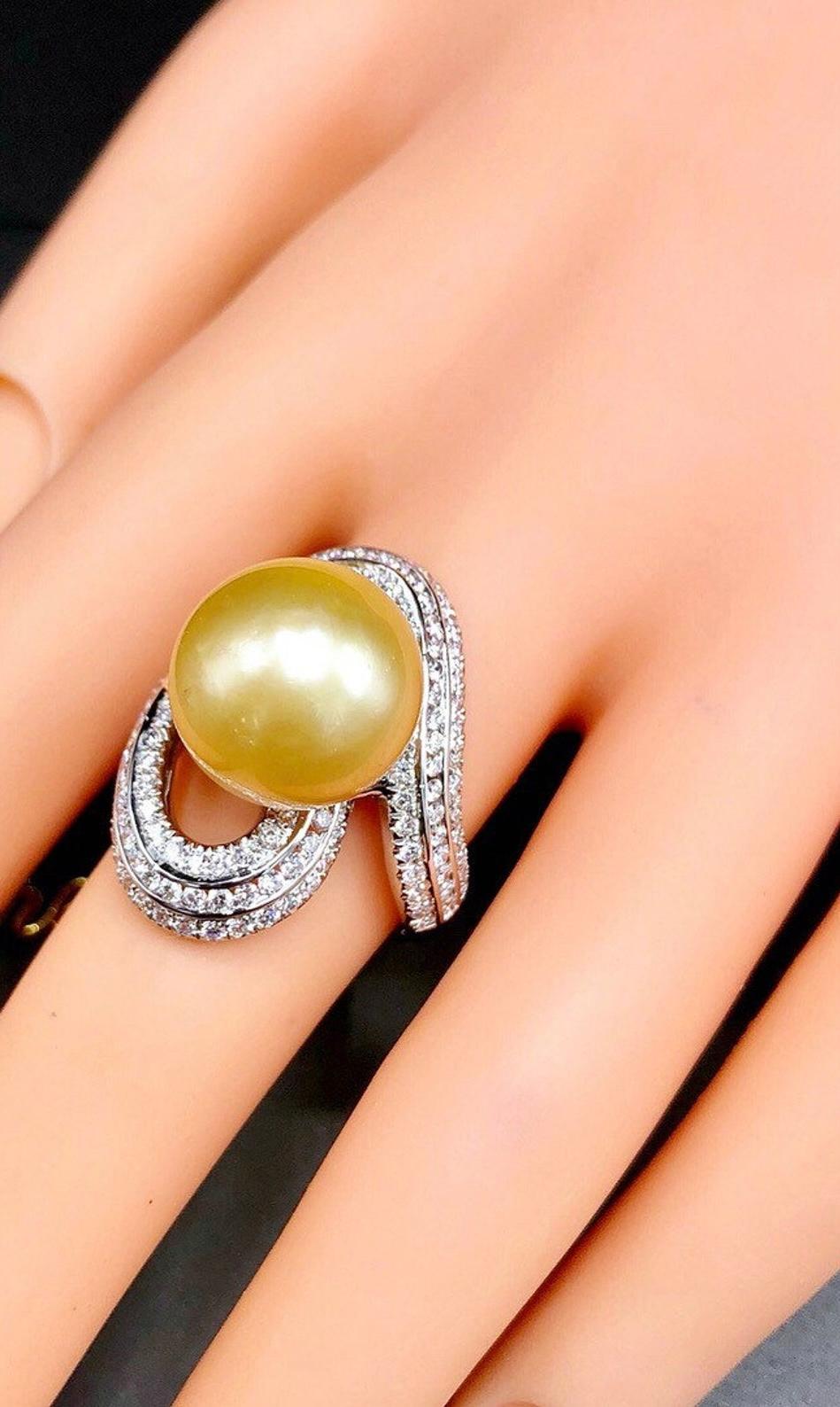 Women's GIT Certified Golden South Sea Pearl Diamonds 18K Gold Ring For Sale