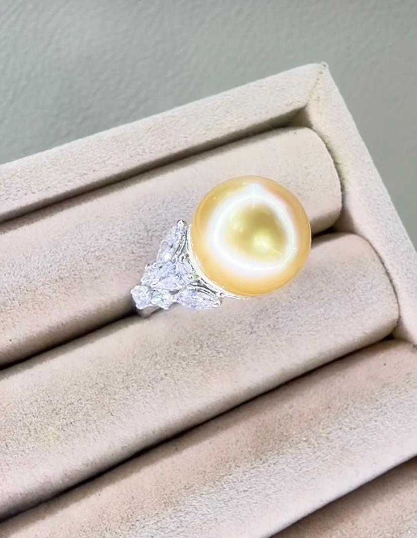 GIT Certified Golden South Sea Pearl Diamonds 18k Gold Ring For Sale 1