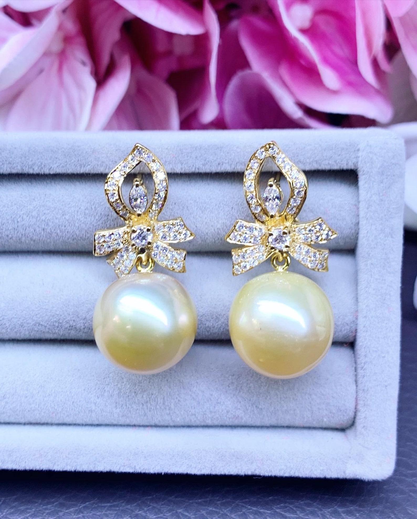 Perle d'oro dei mari del sud certificate GIT 1,80 carati di diamanti in oro 18k in vendita 1