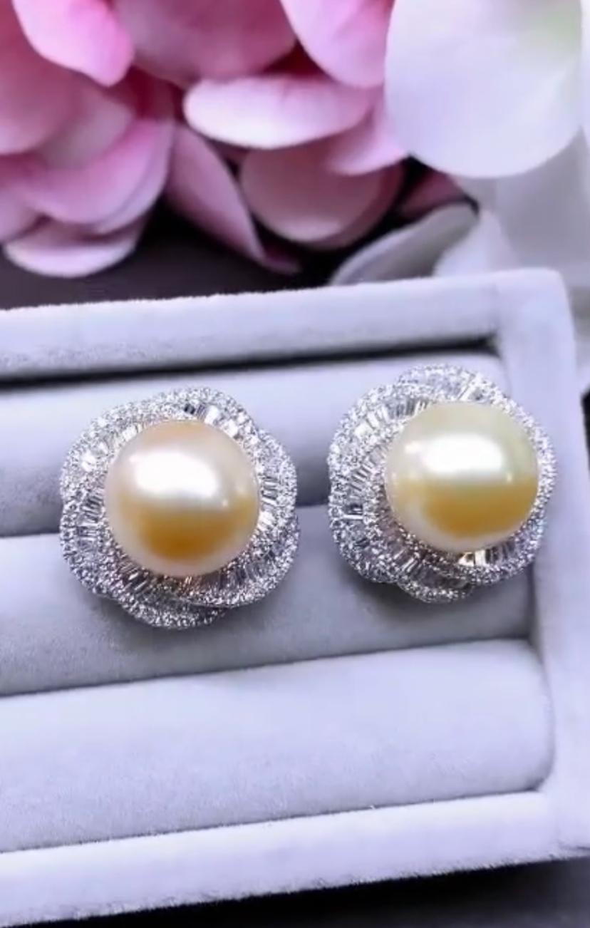 Women's or Men's GIT Certified Golden South Sea Pearls   Diamonds 18K Gold Earrings  For Sale