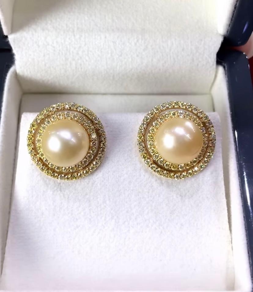 GIT Certified Golden South Sea Pearls Fancy Yellow Diamonds 18K Gold Earrings For Sale 1