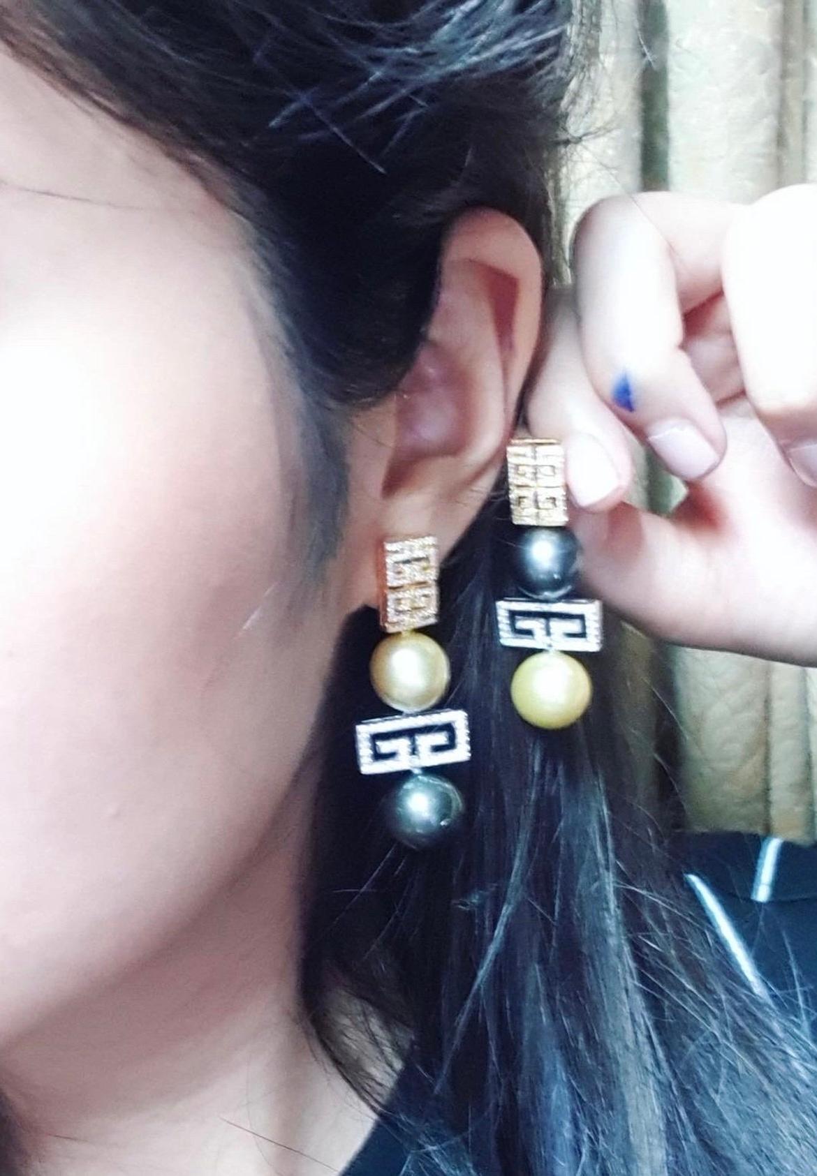 Git Certified Golden South Sea Tahitian Pearls Diamonds 18k Gold Earrings In New Condition For Sale In Massafra, IT