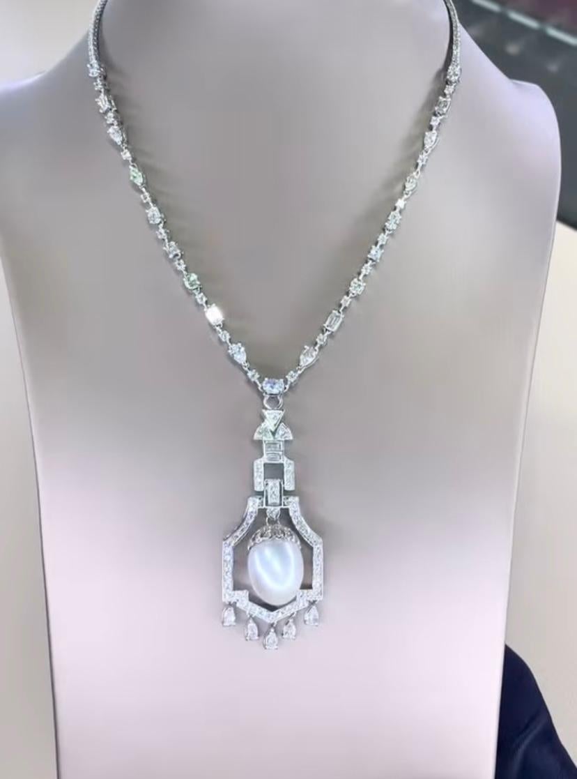 Mixed Cut GIT Certified South Sea Pearl 10.00 Carat Diamonds 18K Gold Necklace For Sale