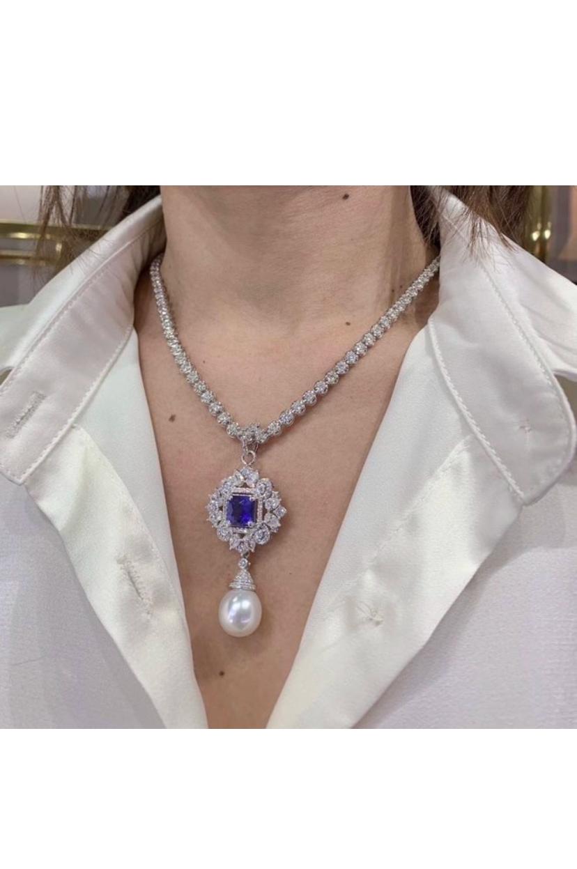 Perla dei mari del sud certificata GIT 3,60 ct Zaffiro di Ceylon 3,40 ct Ciondolo con diamanti in vendita 3