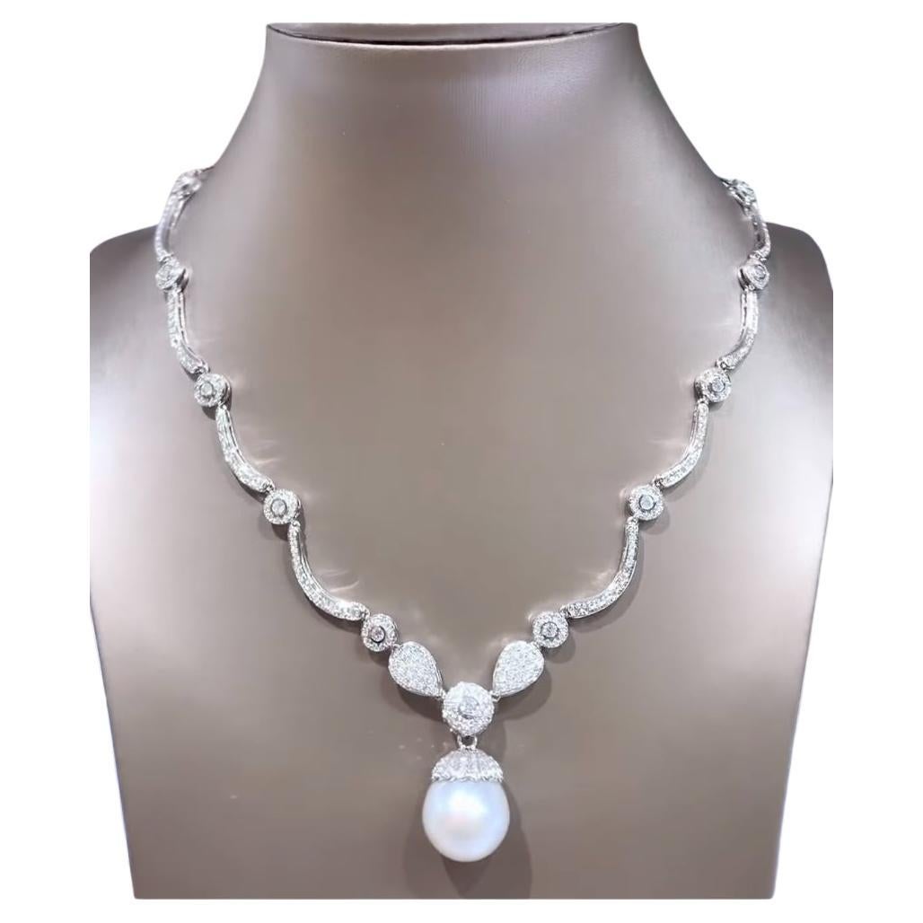 GIT Certified South Sea Pearl 4.14 Ct Diamonds 18K Gold Necklace