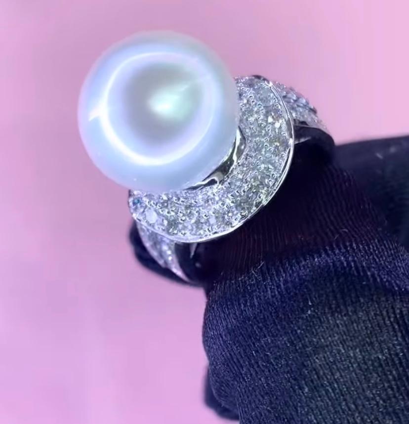 Round Cut GIT Certified South Sea Pearl Diamonds 18K Gold Ring For Sale