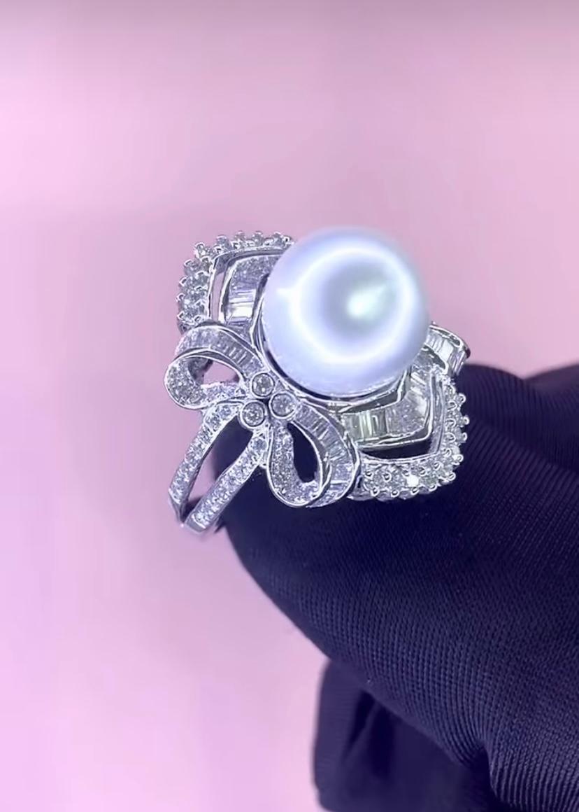 GIT Certified South Sea Pearl Diamonds 18k Gold Ring For Sale 1