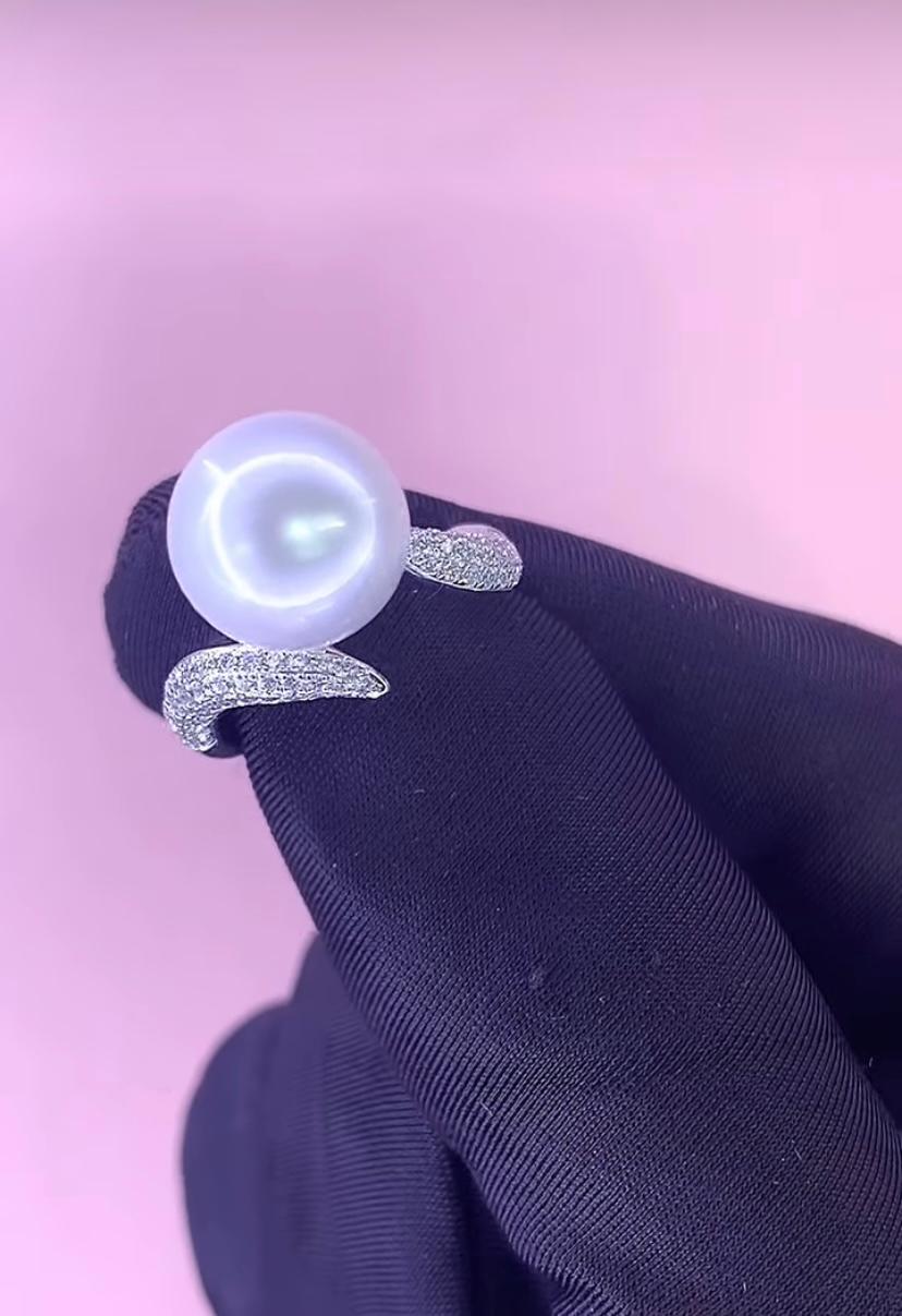 Anello con diamanti di perle dei mari del sud certificati GIT in oro 18 carati in vendita 1