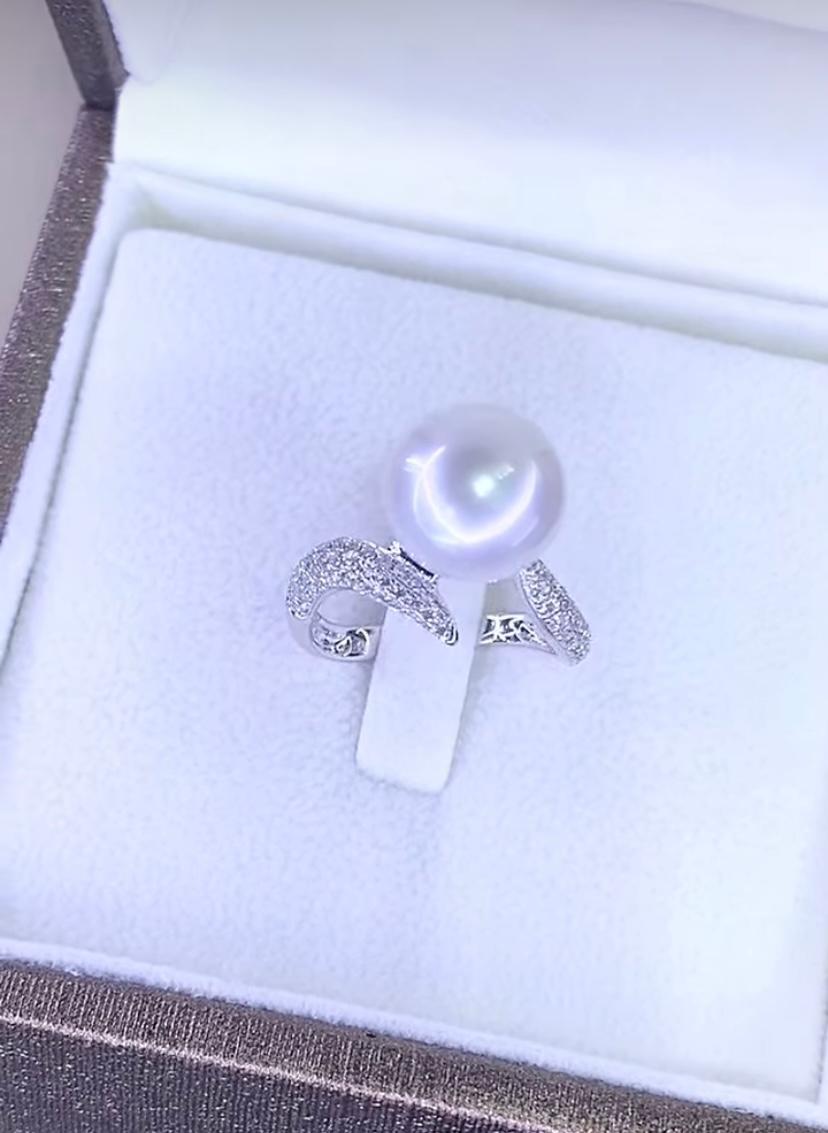 Anello con diamanti di perle dei mari del sud certificati GIT in oro 18 carati in vendita 4