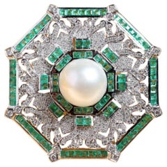 GIT Certified South Sea Pearl Diamonds Emeralds 18K Gold Brooch/Pendant