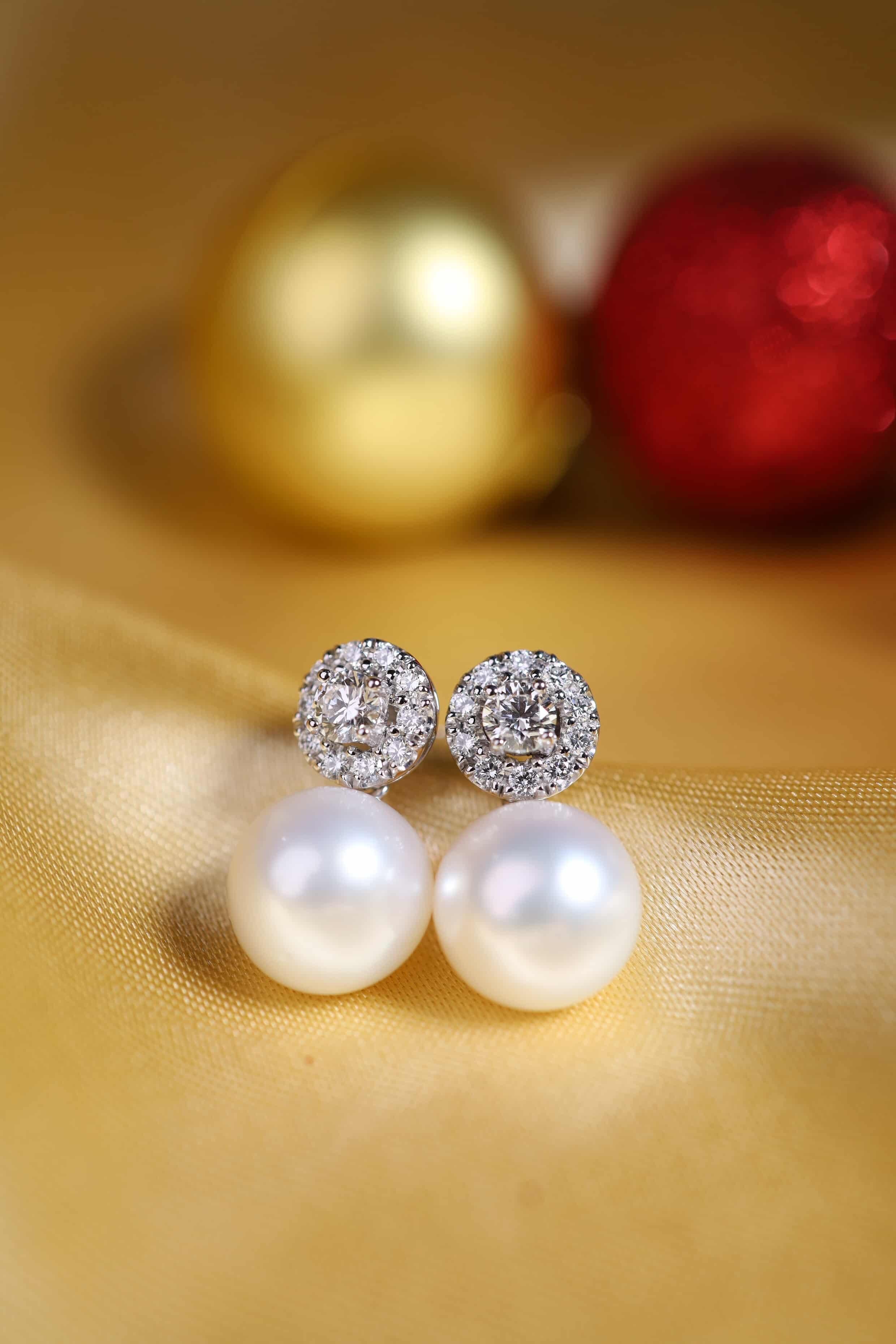 GIT Zertifizierte Südseeperlen 1,20 Karat Diamanten 18k Gold Ohrringe (Rundschliff) im Angebot