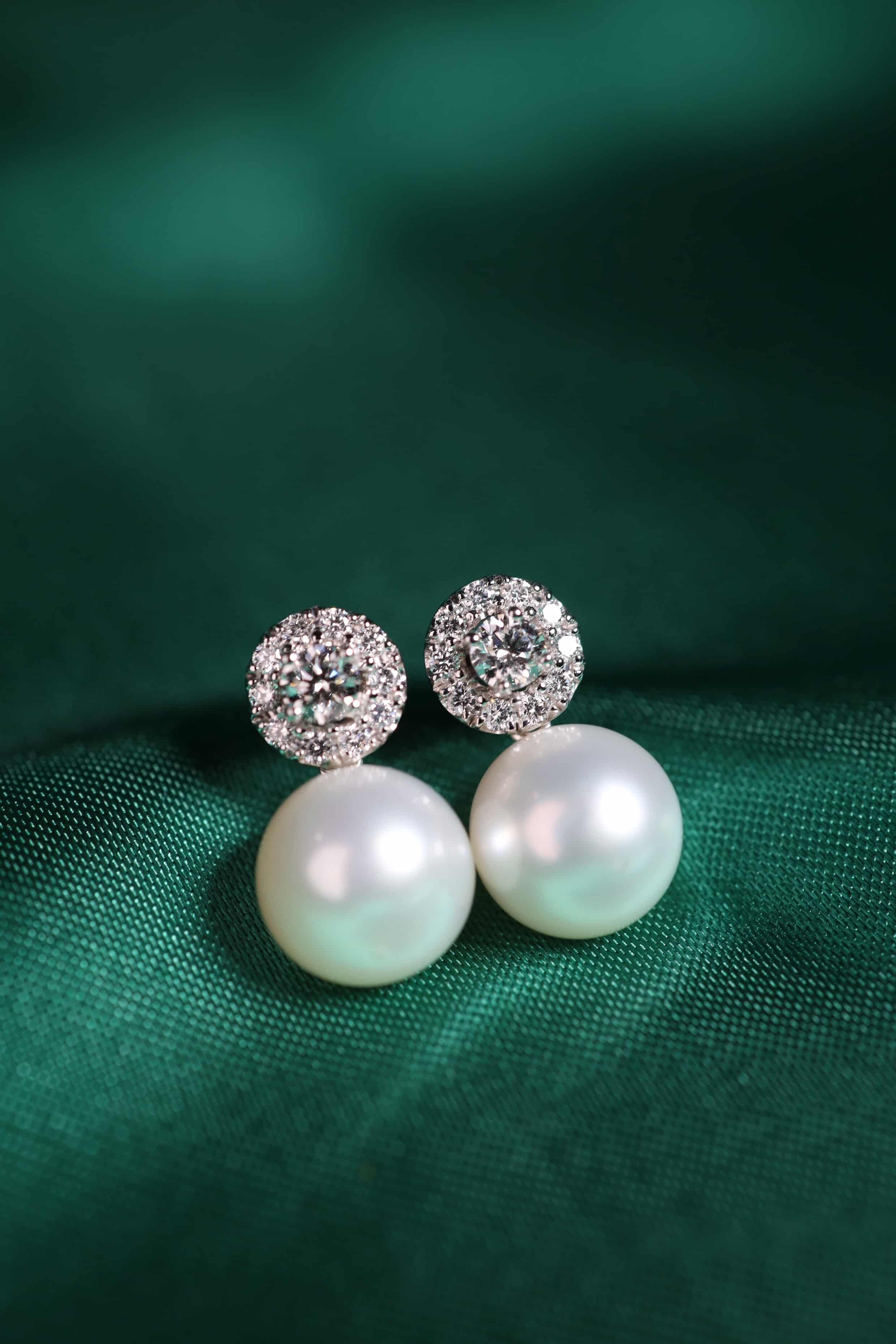 GIT Zertifizierte Südseeperlen 1,20 Karat Diamanten 18k Gold Ohrringe im Angebot 4