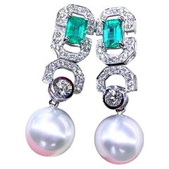 GIT Certified South Sea Pearls 2.10 Ct Colombian Emeralds Diamonds Earrings