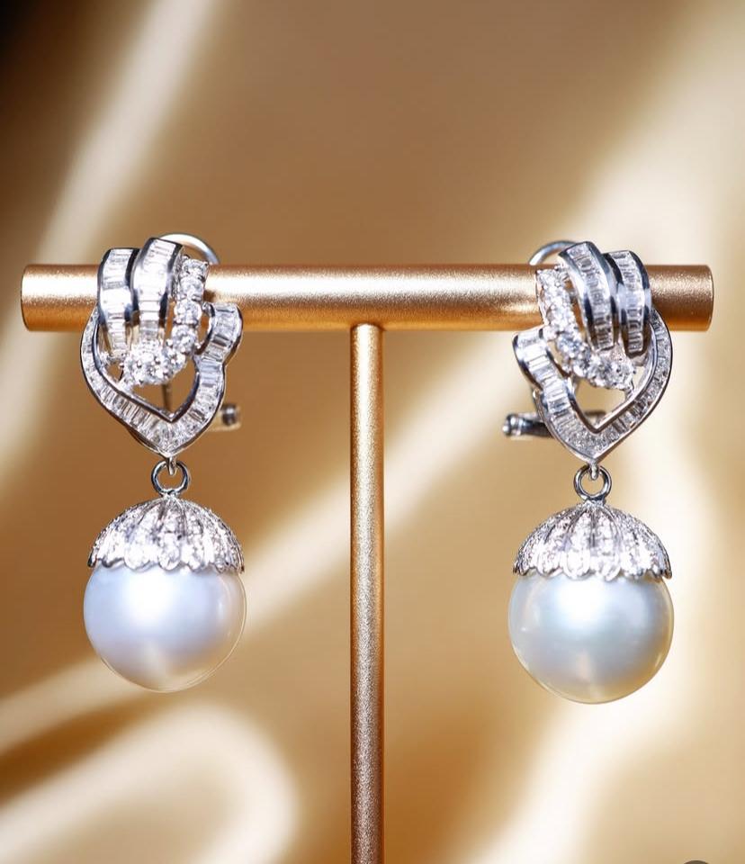 GIT Zertifizierte Südseeperlen 2,50 Karat Diamanten 18K Gold Ohrringe im Angebot 2