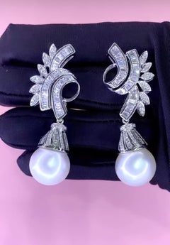 Art Deco 18K Gold South Sea Pearl and Diamond Earrings, 4.00 Carats