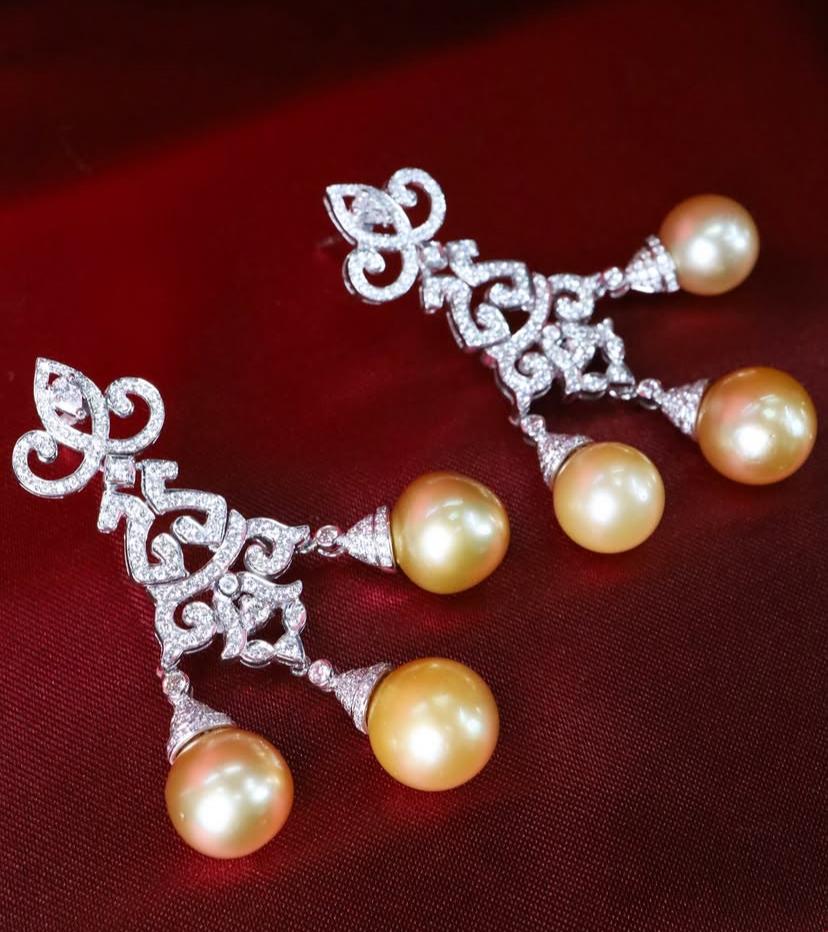 GIT zertifiziert Südseeperlen 4,40 Karat Diamanten 18k Gold Ohrringe im Angebot 2