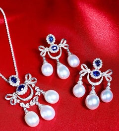 Certified South Sea Pearls 5.40 Ct Diamonds 5.10 Ct Ceylon Sapphires Parure