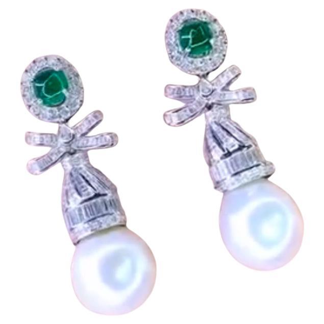 Boucles d'oreilles en perles des mers du Sud certifiées GIT, émeraudes de Zambie 5,40 carats et diamants 4,30 carats en vente