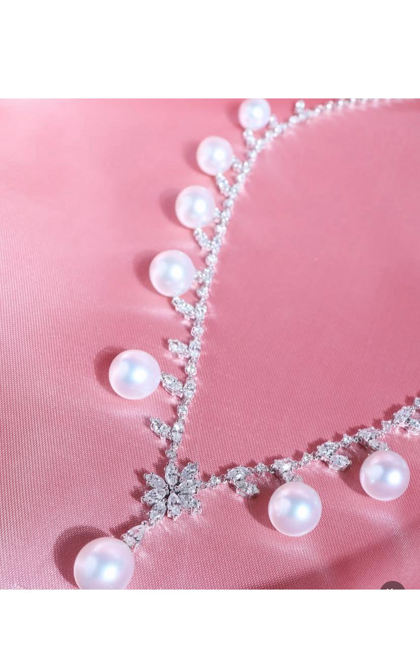 GIT Perles des mers du Sud certifiées 7.40 Ct Diamants Collier en or 18K en vente 6