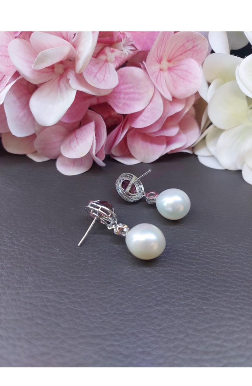 GIT Certified South Sea Pearls 8.70 Ct Tourmaline Diamonds 18K Gold Earrings For Sale 2