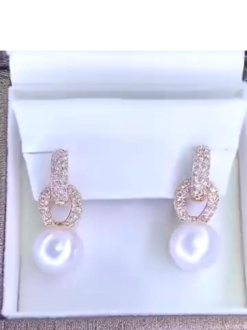 Round Cut GIT Certified South Sea Pearls Diamonds 18K Gold Earrings For Sale