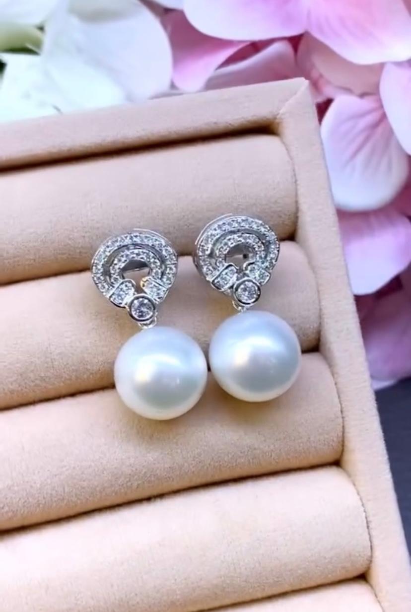 Women's GIT Certified South Sea Pearls Diamonds 18K Gold Earrings For Sale