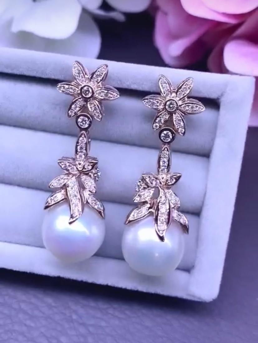 Women's GIT Certified South Sea Pearls Diamonds 18K Gold Earrings For Sale