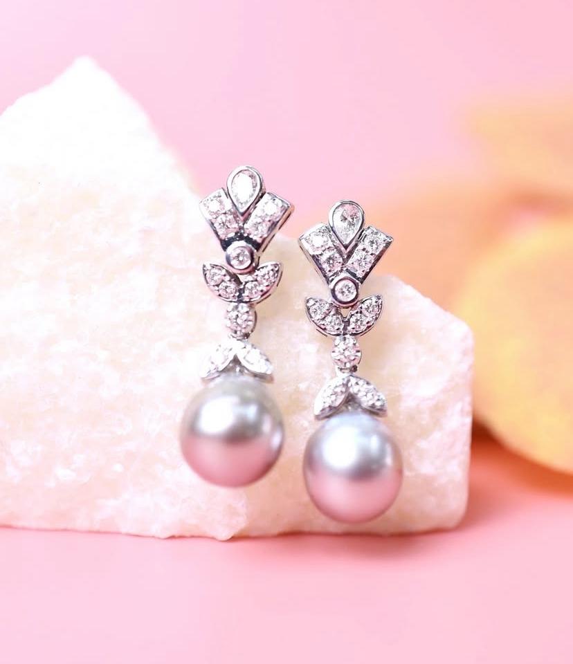 GIT Certified South Sea Pearls Diamonds 18K Gold Earrings in vendita 2