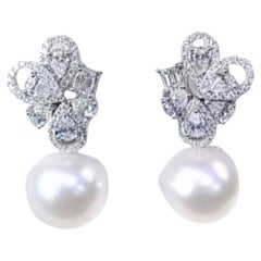 GIT Certified South Sea Pearls Diamonds 18k Gold Earrings