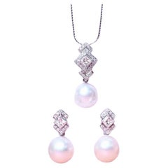 GIT Certified South Sea Pearls Diamonds 18K Gold Earrings