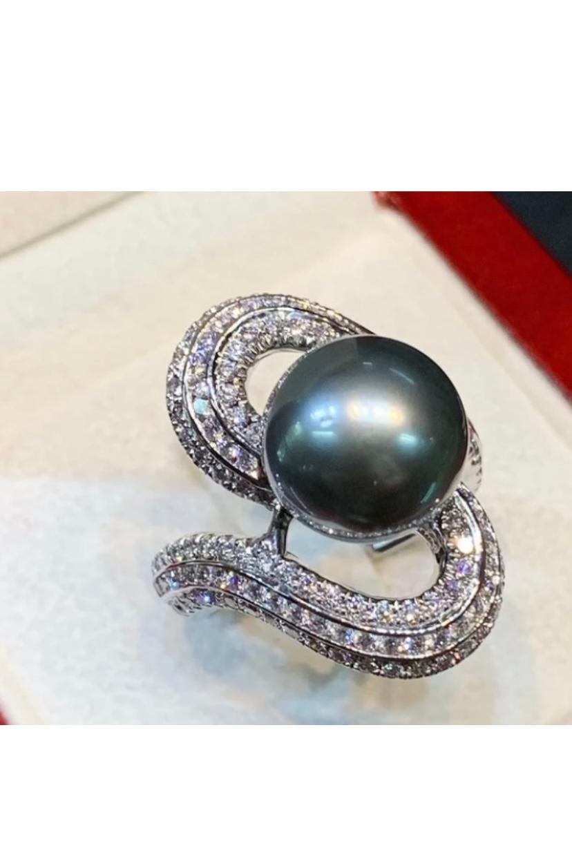 Taglio rotondo Anello da cocktail in oro 18 carati con diamanti di perla di Tahiti certificati GIT in vendita