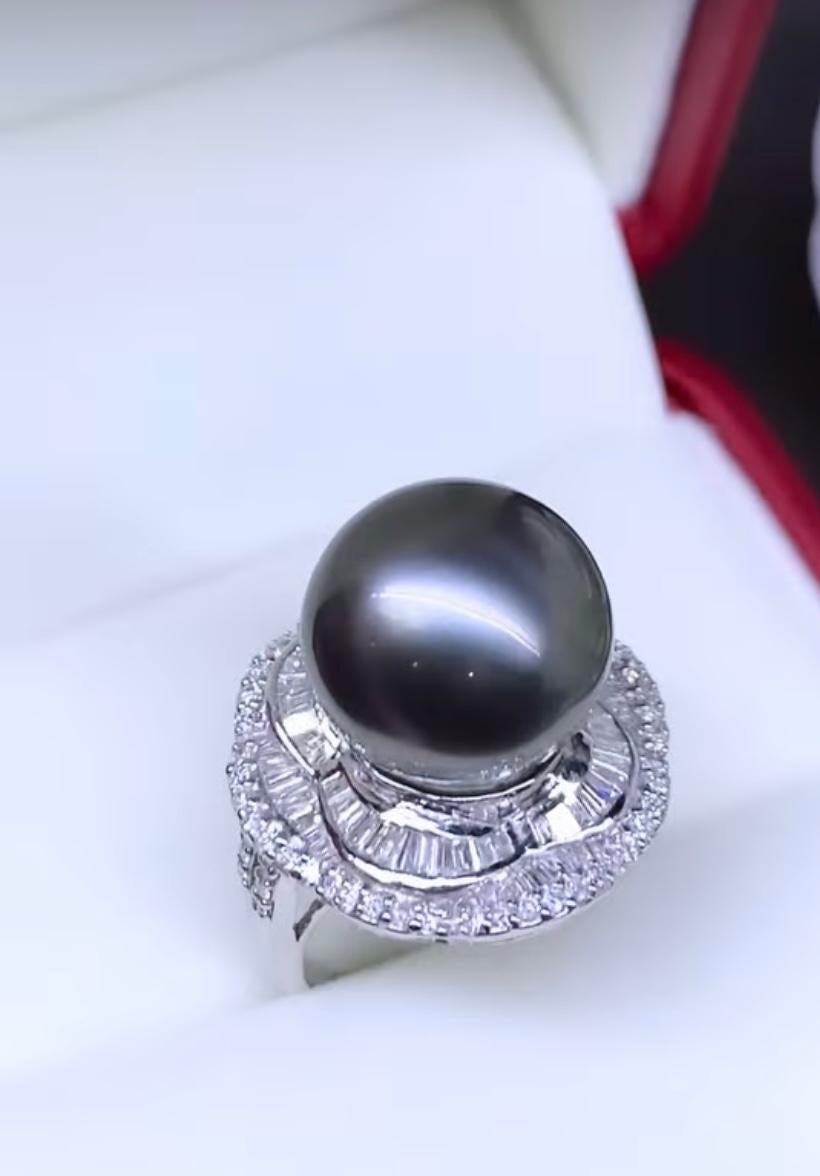 GIT Certified Tahitian Pearl Diamonds 18K Gold Ring For Sale 3