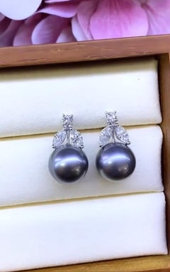 GIT Certified Tahitian Pearls 1.15 Ct Diamonds 18k Gold Earrings