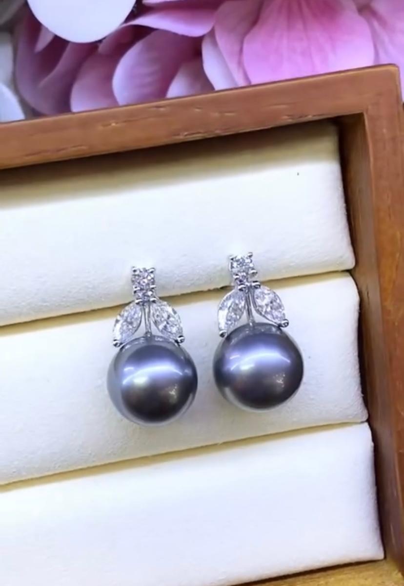 Taglio rotondo Orecchini in oro 18k con perle di Tahiti certificate GIT e 1,15 carati di diamanti in vendita