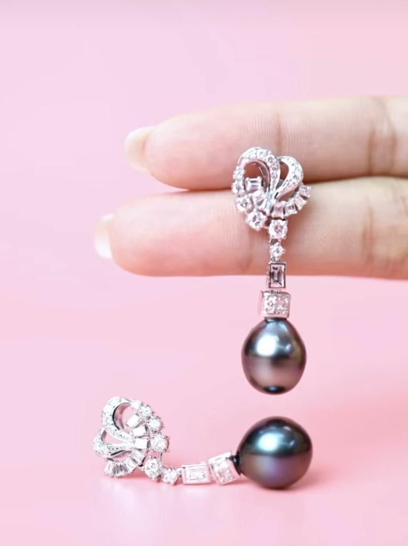 Round Cut GIT Certified Tahitian Pearls 1.70 Ct Diamonds 18k Gold Earrings For Sale