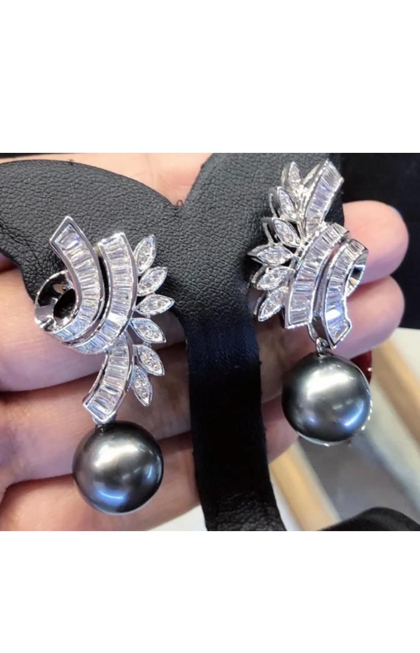 Round Cut GIT Certified Tahitian Pearls 2.30 Carat Diamonds 18K Gold Earrings For Sale